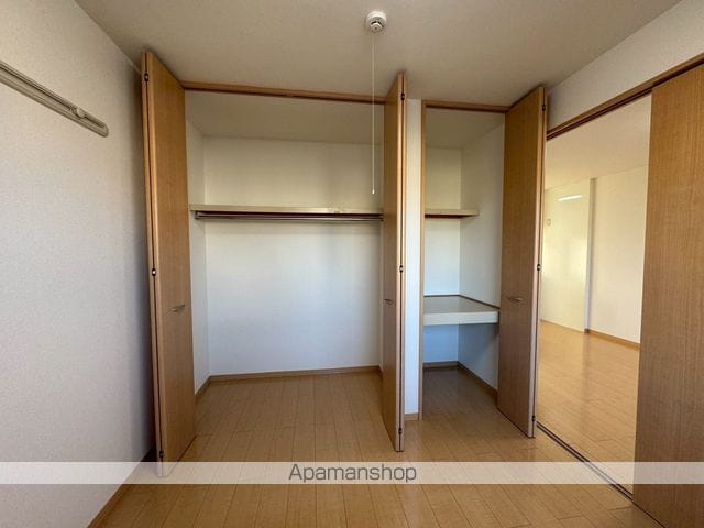レオパルドの内装写真