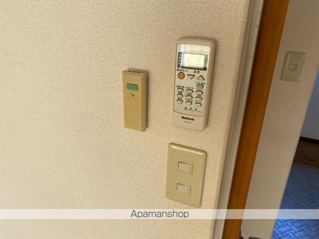 BOX瀬戸の内装写真