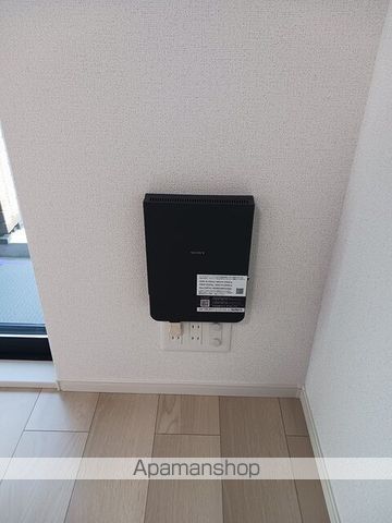 エタン・ロッシの内装写真