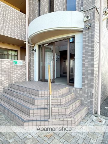 SPOONIIIの玄関写真