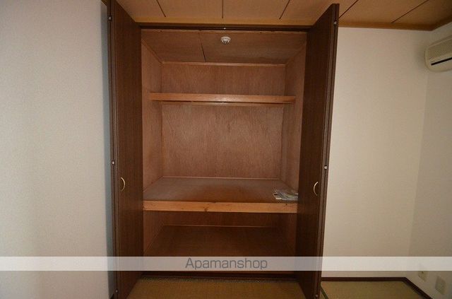 仮屋ビルの内装写真