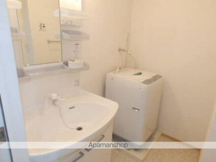 広島県尾道市山波町[1R/33.34m2]の洗面所