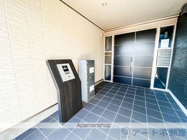 CRESTIEQの玄関写真