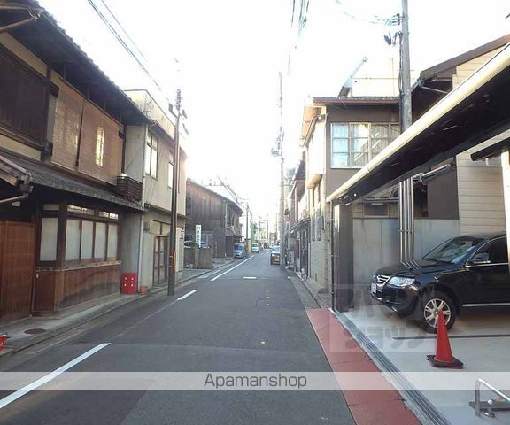 エクラン二条城の周辺写真