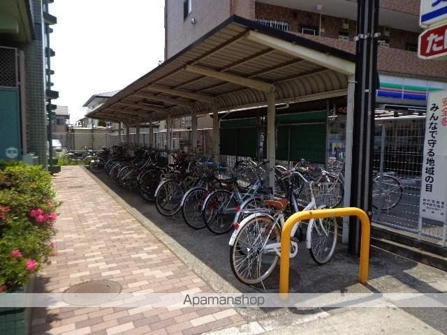 【府中市本宿町のマンションの写真】