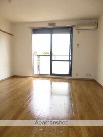 パナハイツ三山A棟の内装写真