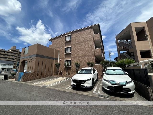 フレグランス春日井の外観写真