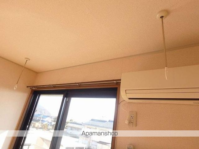 レザン松岡Cの内装写真