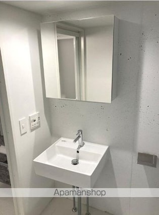 コージーコート四谷坂町[1R/30.84m2]の洗面所