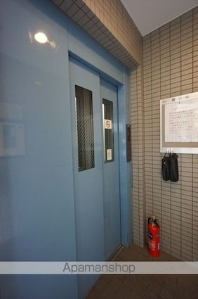 ラフィネ高峯[1K/24.04m2]のエントランス1