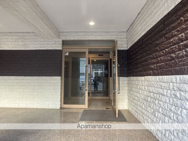 モナークマンション相模原参番館の玄関写真