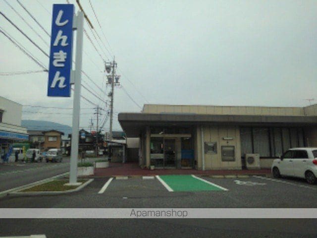 プラシードBの周辺写真