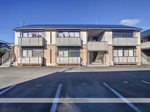 フレグランス本市場Aの外観写真