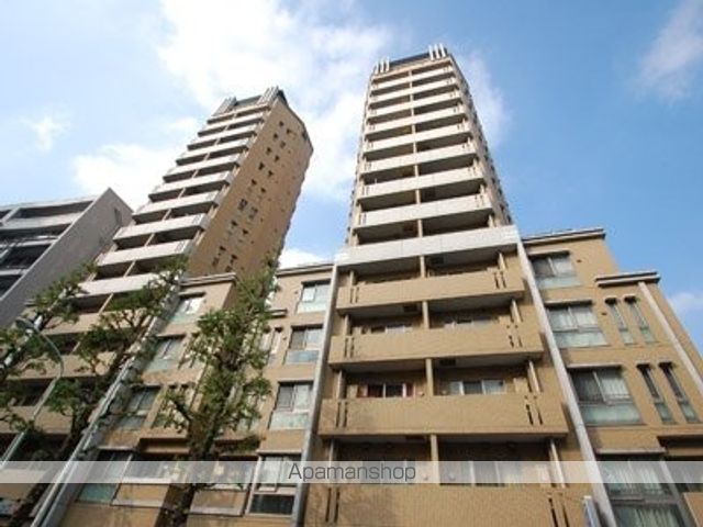 ドゥーエ西麻布Iの外観写真