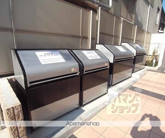花園春日町マンションの外観写真