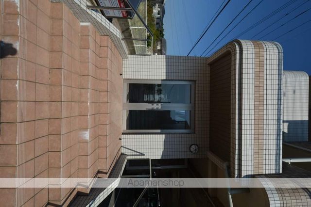 三門マンションの玄関写真