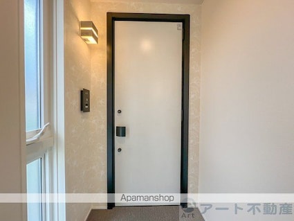 グランフォレスト[1LDK/42.42m2]のエントランス1
