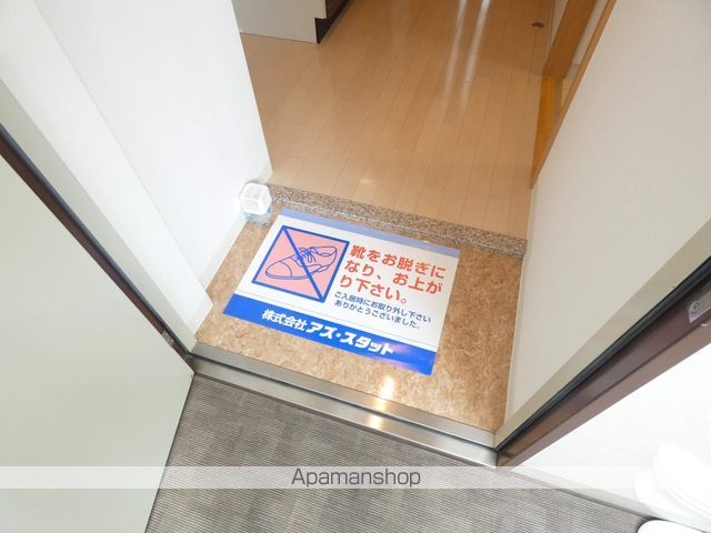 URESIDENCE京橋の内装写真