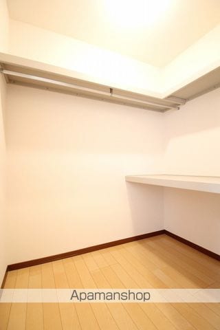 ジャビット若の宮町の内装写真