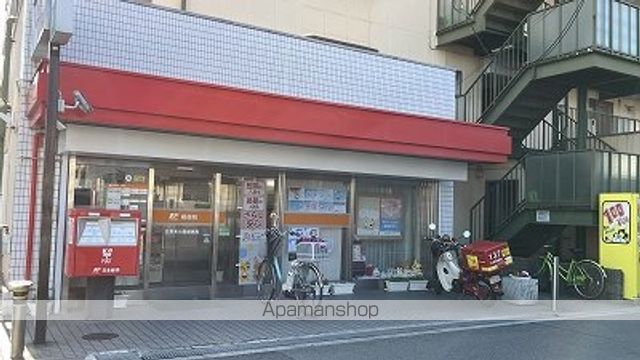 クレイノアズールの玄関写真