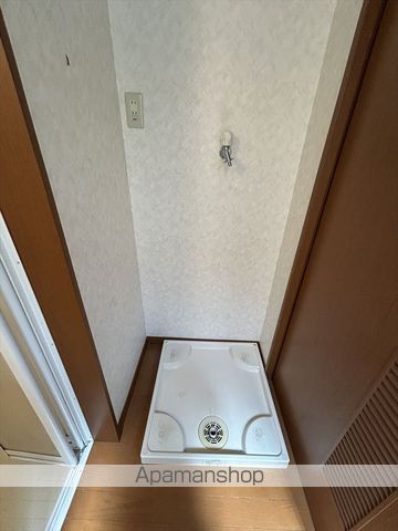 サラティ2の内装写真