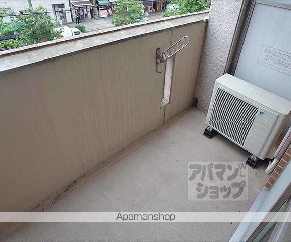 ドルス百万遍の内装写真