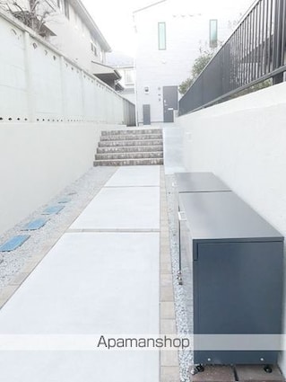 東京都国立市西３丁目[1LDK/52.16m2]の共用部2