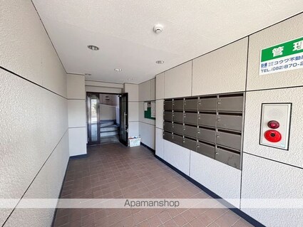 沖増大手町ビル[1R/22.7m2]の共用部3