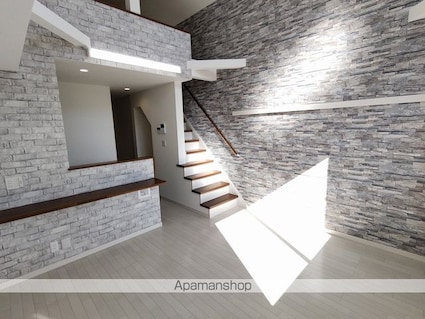 グランドソレイユ元町[1R/48.63m2]の内装2