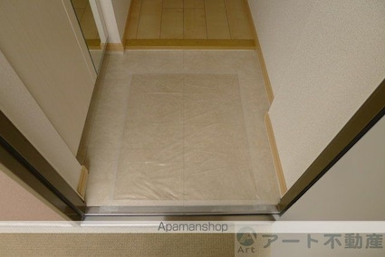 トーラス[1LDK/42.06m2]の玄関