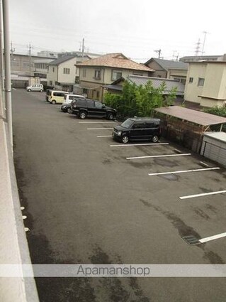 メゾンヴィサージュ２[2LDK/59.85m2]の駐車場1