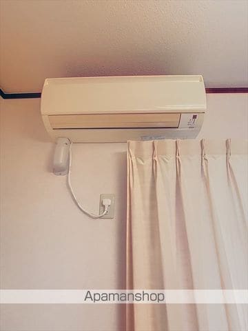 HOLLY HILLS RESIDENCE WESTの内装写真