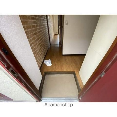 ロイヤルメドウの内装写真