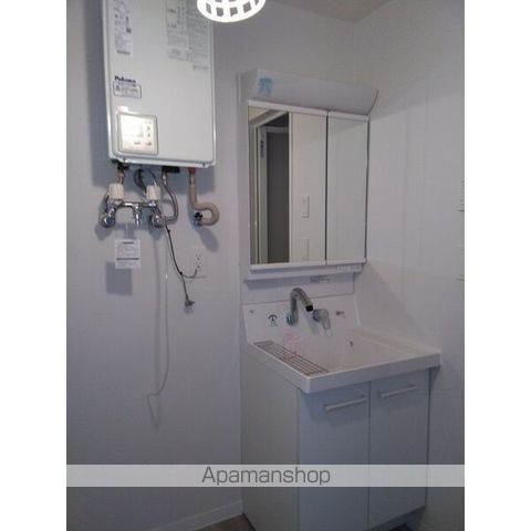 SーRESIDENCE近代美術館前の内装写真