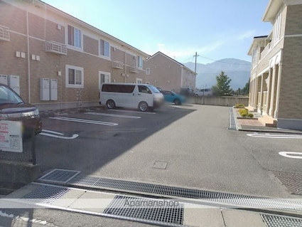 Ｂｅｌｌｅ　Ｖｉｌｌａｇｅ[1LDK/46.52m2]の駐車場3