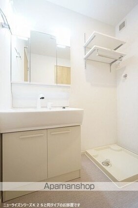 メルベーユ　Ｃ[1LDK/50.01m2]の洗面所