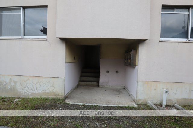 本多マンションの玄関写真