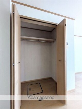 スターライト　Ａ[1R/33.15m2]の収納