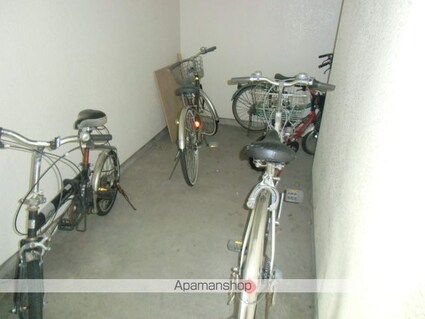 フォルム３３[1K/22.7m2]のロビー