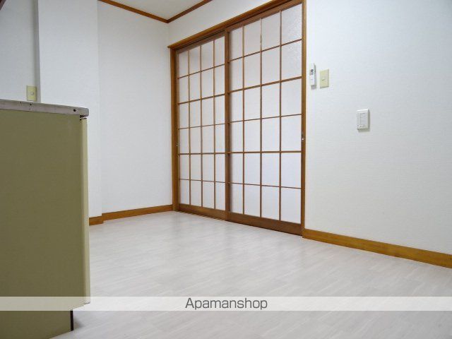 フラット萩の内装写真