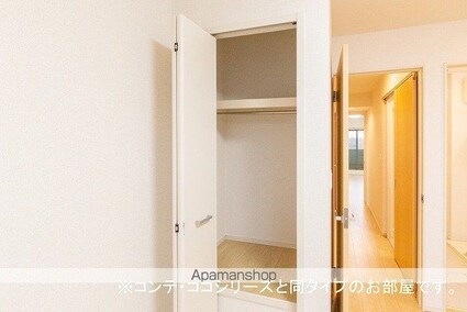 雀の宮６丁目アパート　　　　　　　　　　　　　　　　　　　　[1LDK/43.79m2]の収納
