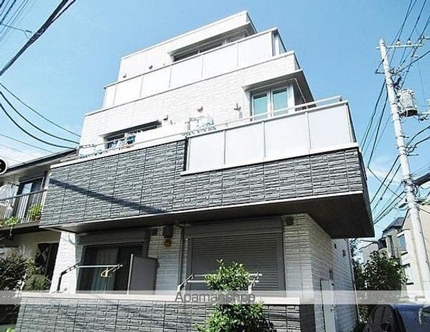 ドムス北沢の外観写真