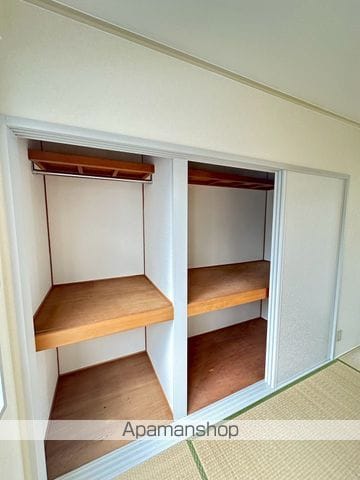 コスモヒルズD棟の内装写真
