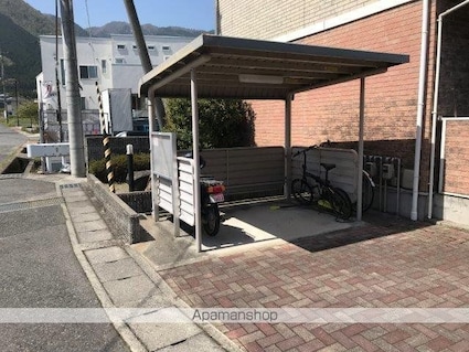 ロイヤル　ストーンⅡ[2LDK/63.87m2]のエントランス3