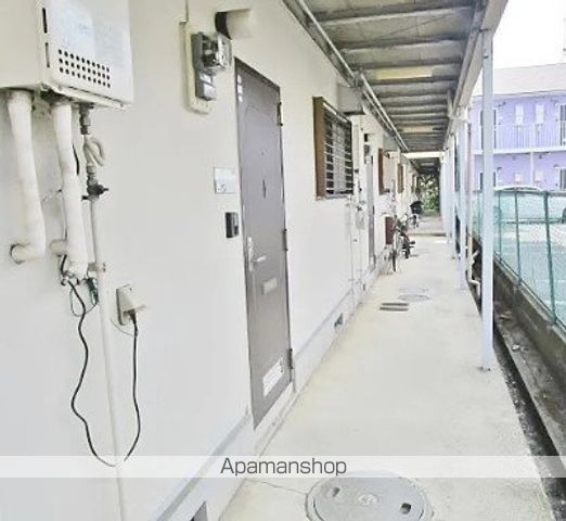 グランデュール福山 Bの玄関写真