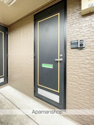 ヴィラージュＢ[1K/18.63m2]の玄関