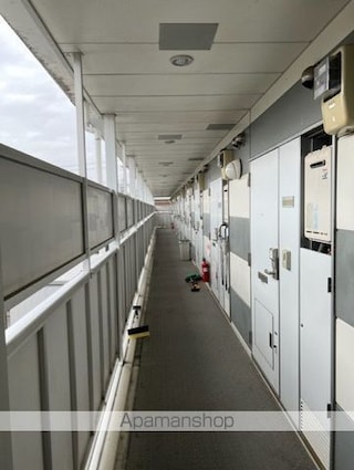 レオパレスグレース十里[1K/22.35m2]のエントランス1