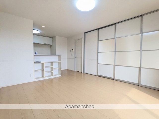 イカルトップ Aの内装写真