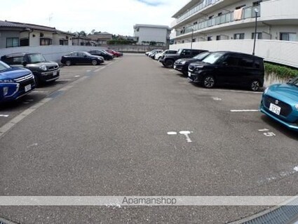 レガーロ旭町[2LDK/60.73m2]の駐車場1