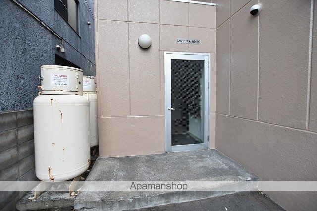 レジデンスカトウの玄関写真